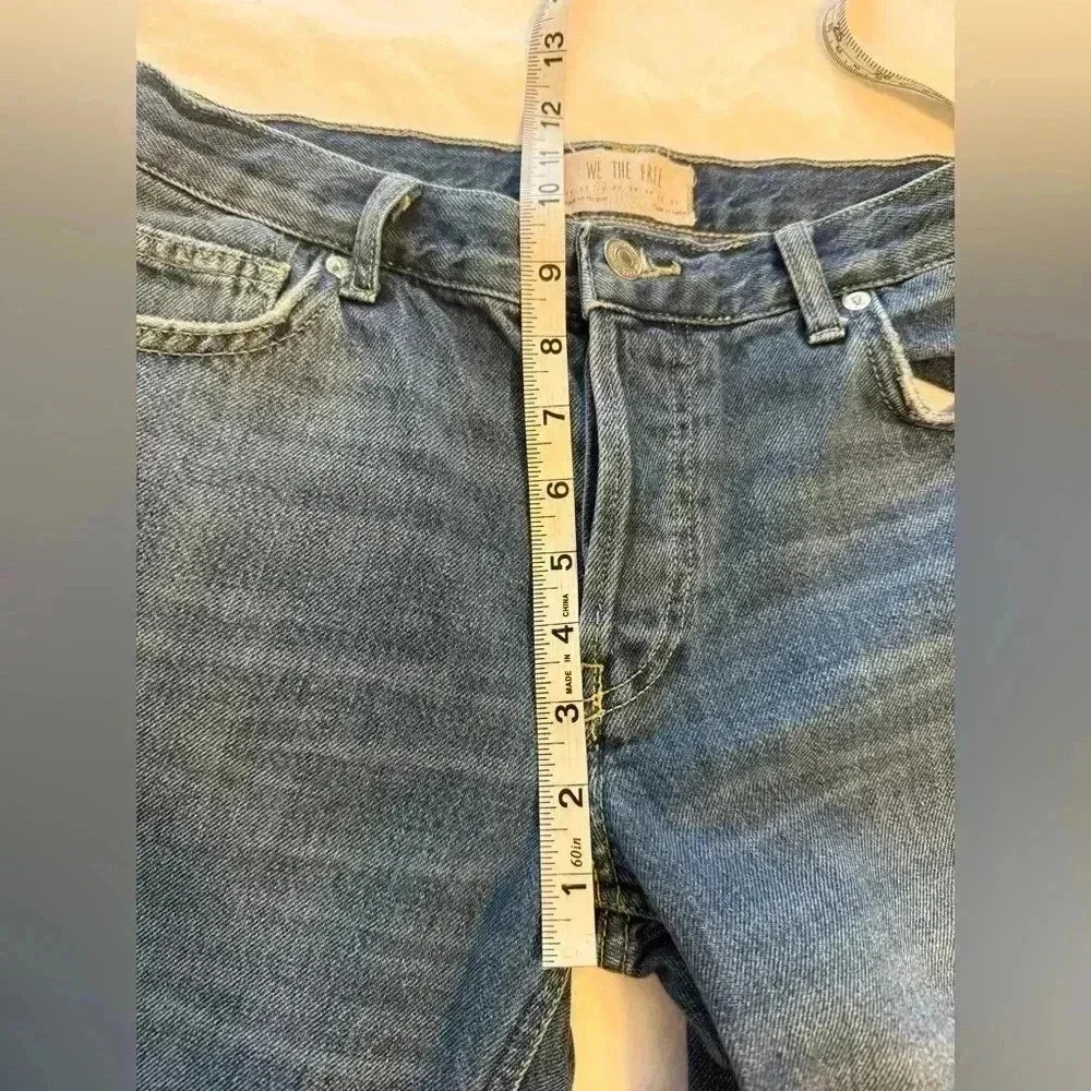 We The Free People Jeans Women Size 26 Straight Leg Distressed Hem Button Fly - Picture 8 of 12